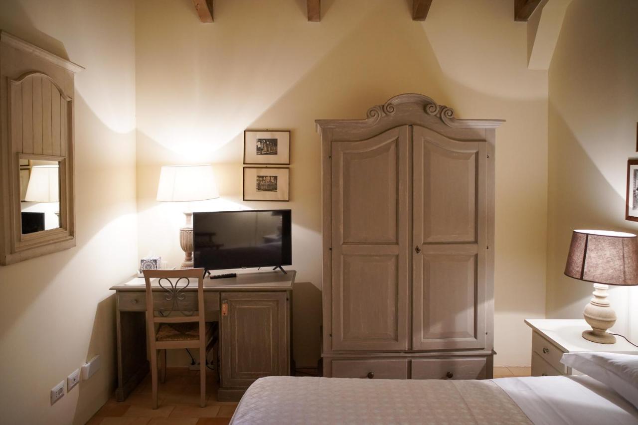 Parco Di Montebello Quattro Castella Экстерьер фото